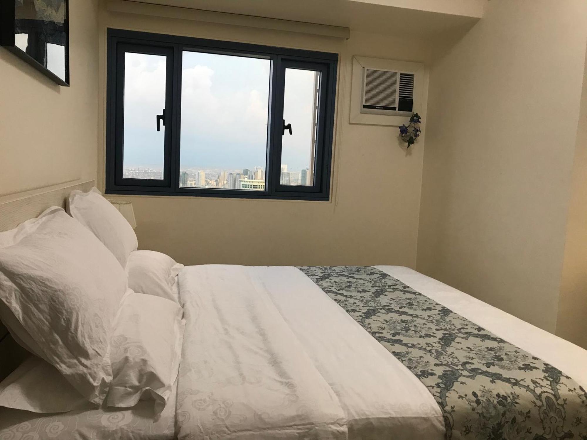Sunset House Roxas Bay Appartement Manilla Buitenkant foto