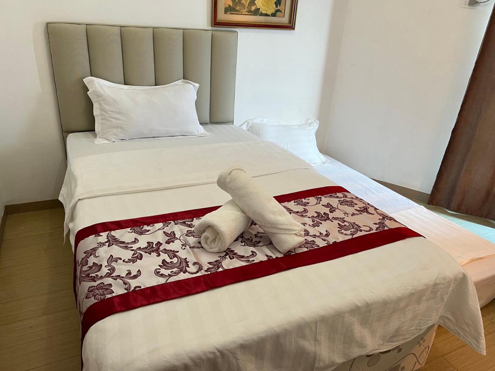 Sunset House Roxas Bay Appartement Manilla Buitenkant foto