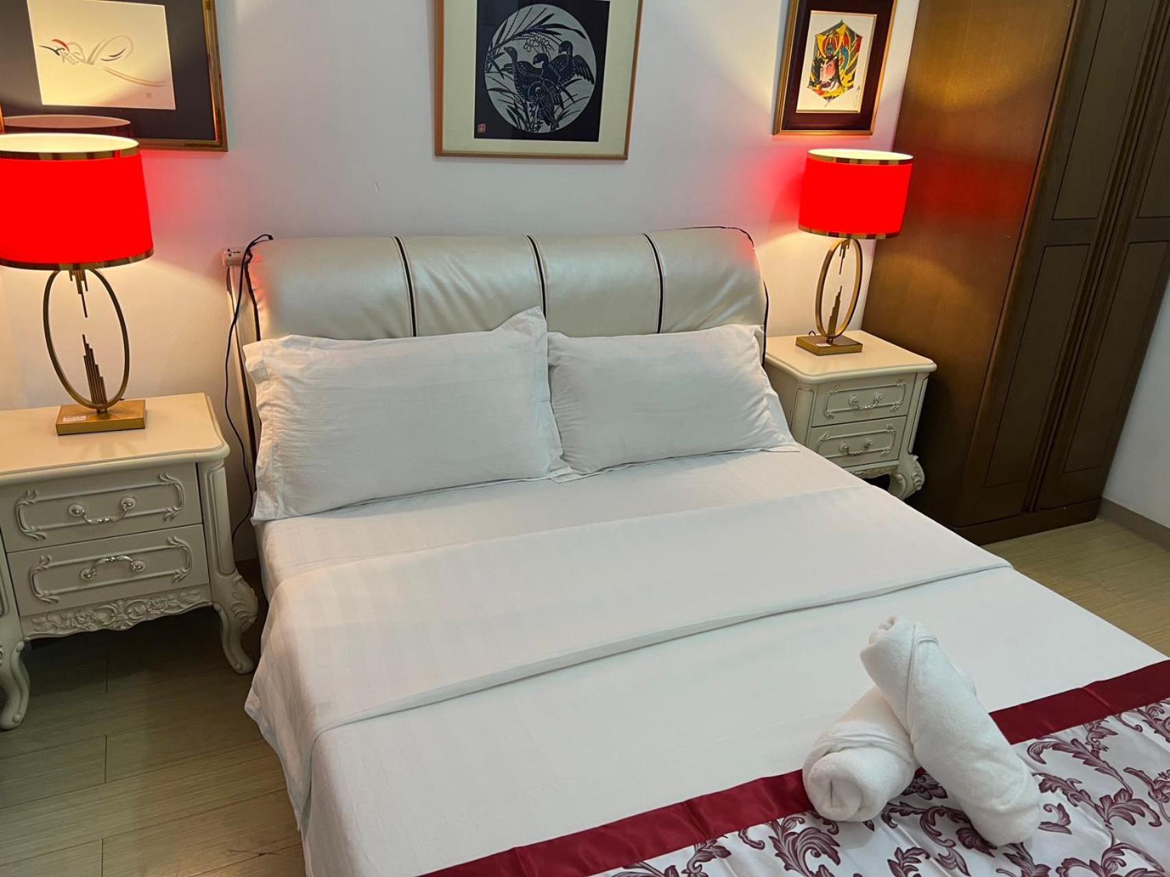 Sunset House Roxas Bay Appartement Manilla Buitenkant foto