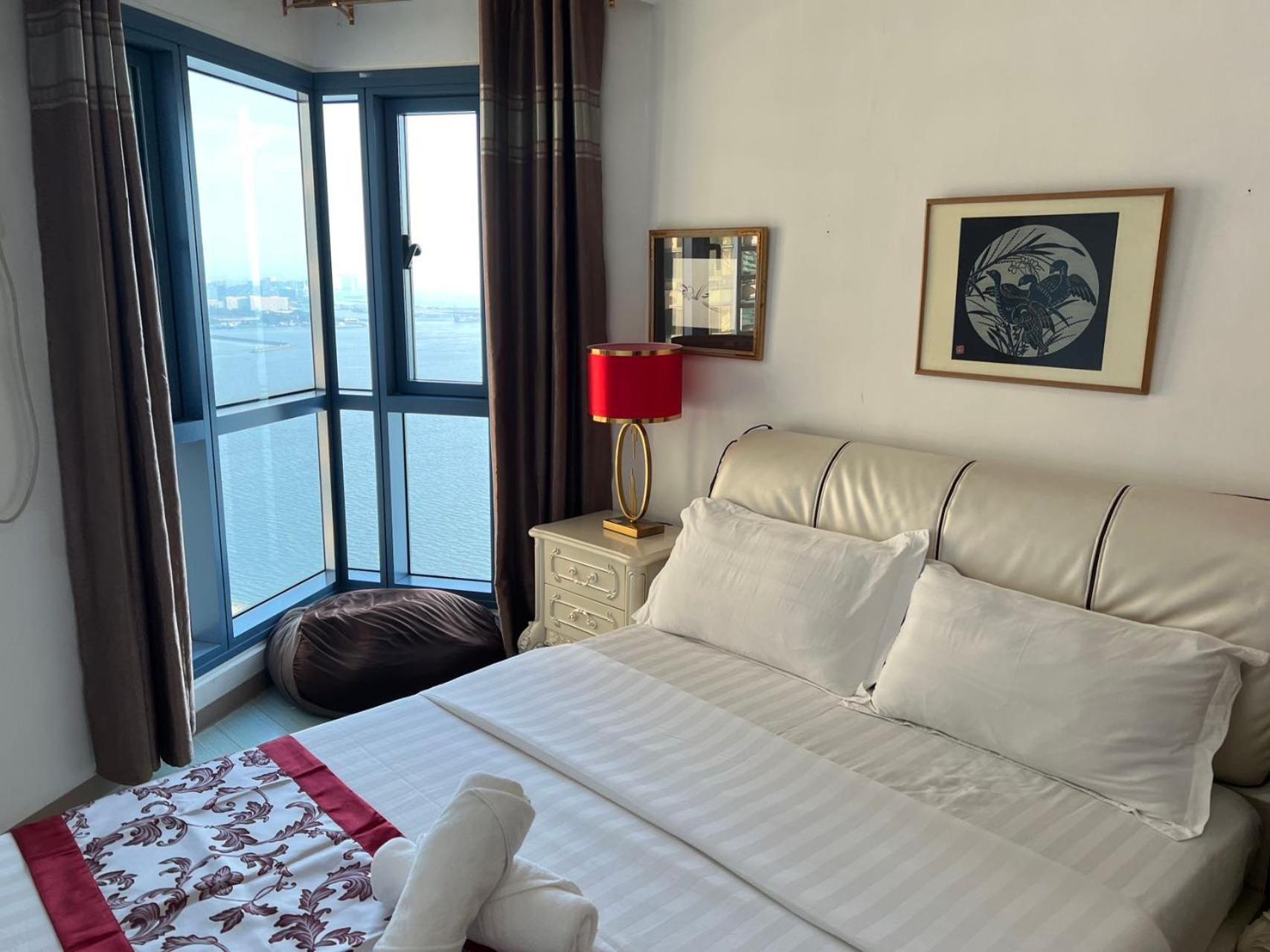 Sunset House Roxas Bay Appartement Manilla Buitenkant foto