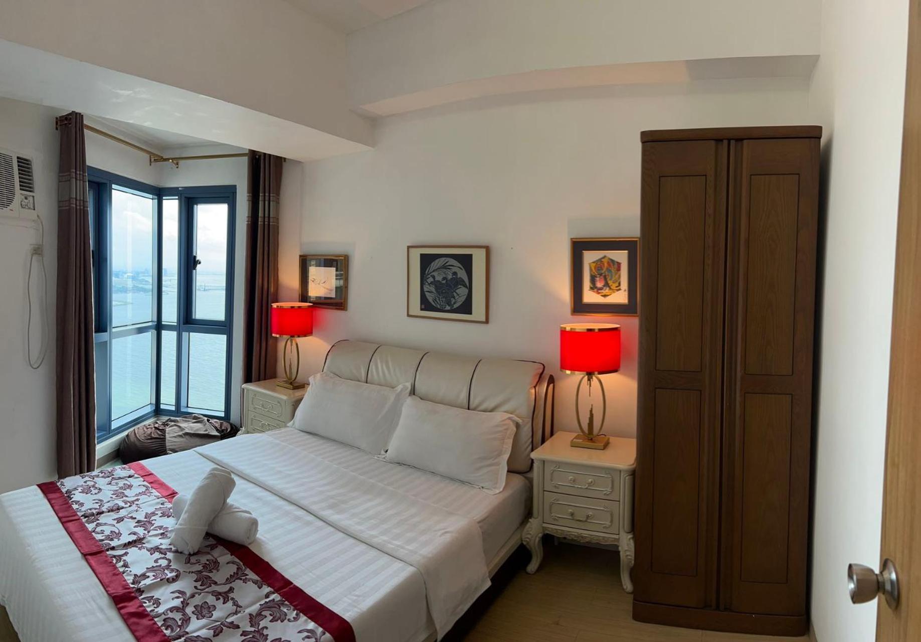 Sunset House Roxas Bay Appartement Manilla Buitenkant foto
