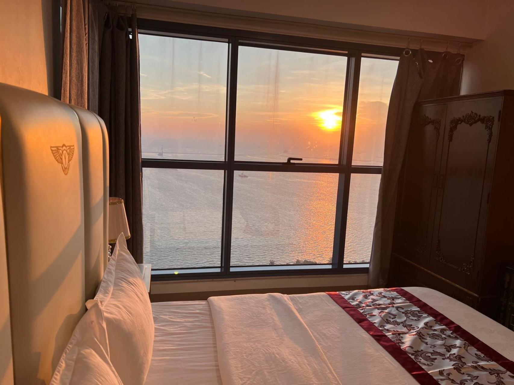 Sunset House Roxas Bay Appartement Manilla Buitenkant foto