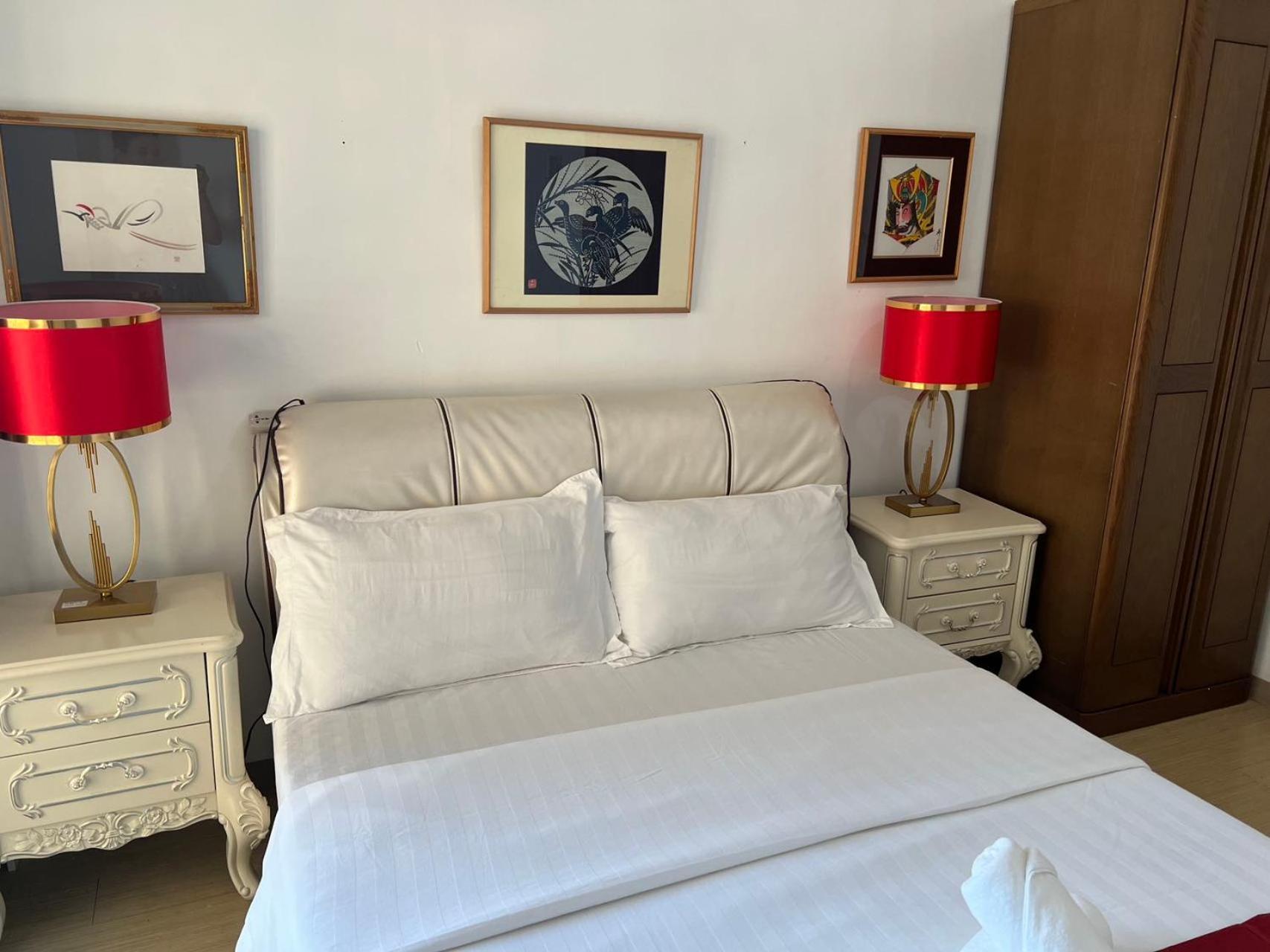 Sunset House Roxas Bay Appartement Manilla Buitenkant foto