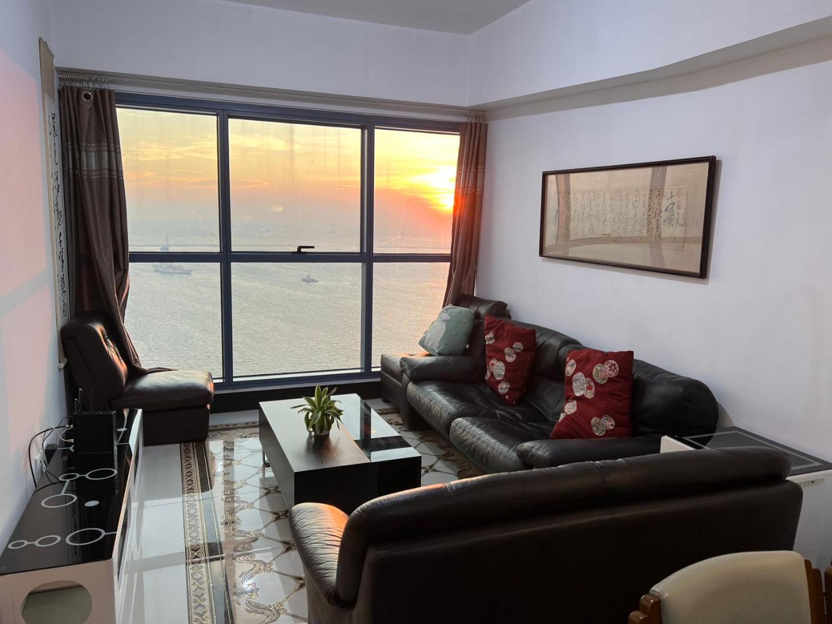 Sunset House Roxas Bay Appartement Manilla Buitenkant foto